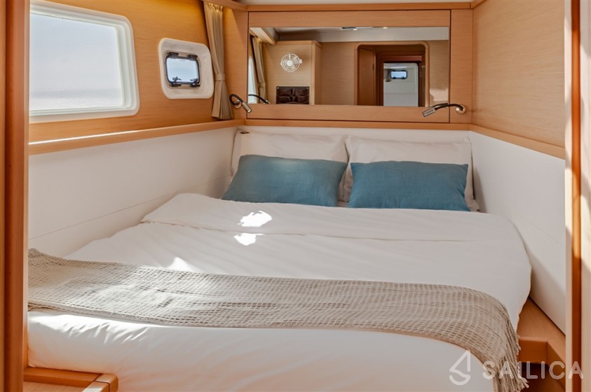 Lagoon 450 - Yacht Charter Sailica