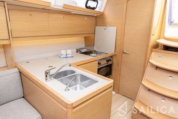 Dufour 390 - Yacht Charter Sailica