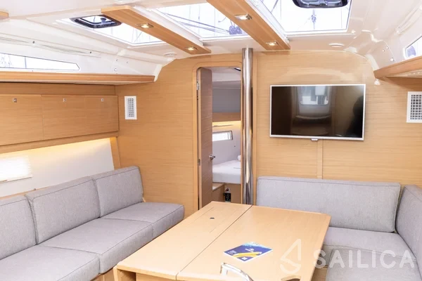 Dufour 390 - Yacht Charter Sailica