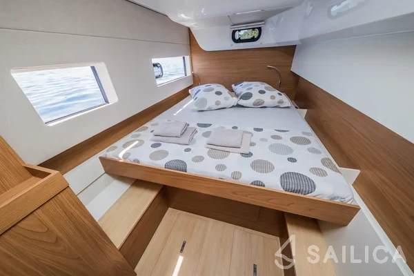 Bali Catsmart - Yacht Charter Sailica