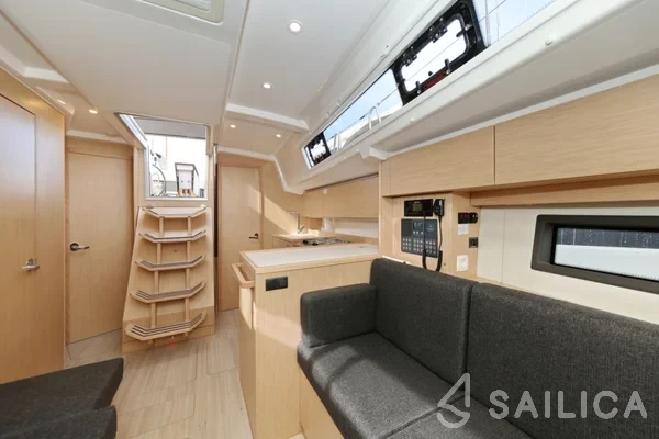Bavaria C38 - Yacht Charter Sailica