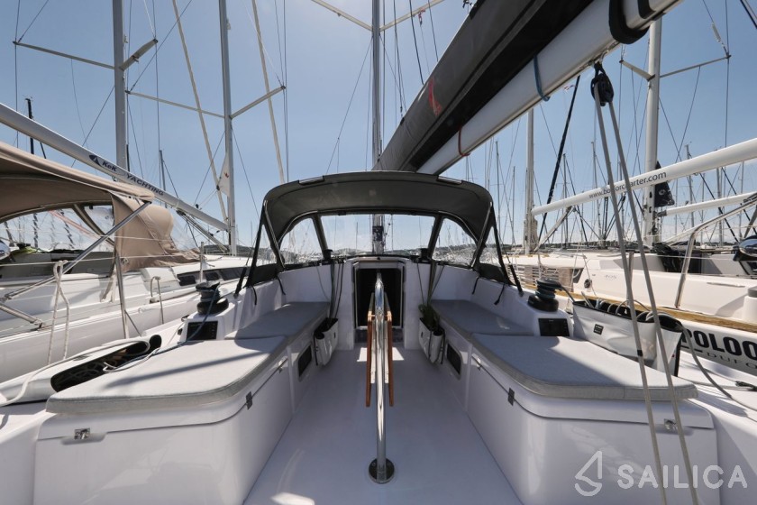 First 36 - Yacht Charter Sailica