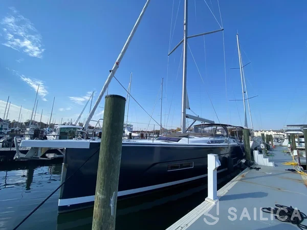 Dufour 530 - Yacht Charter Sailica