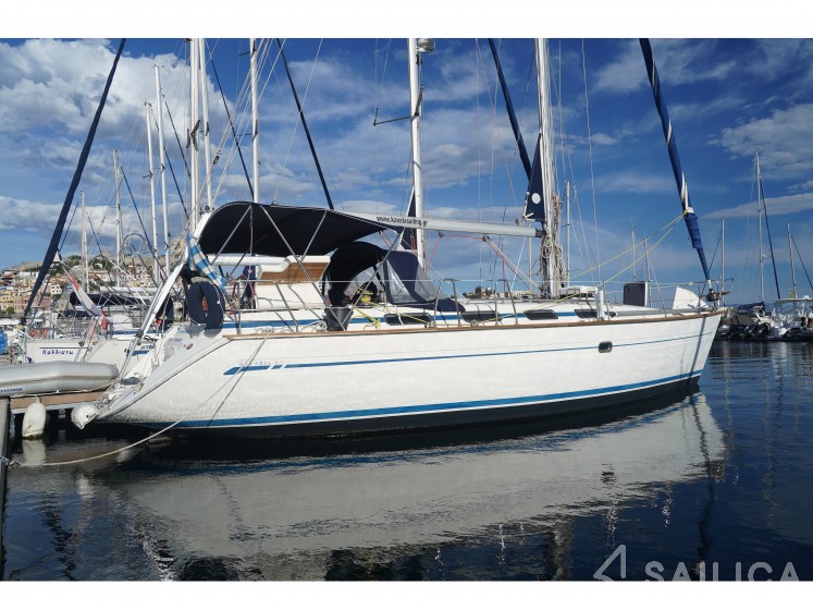 Bavaria 42 - Yacht Charter Sailica