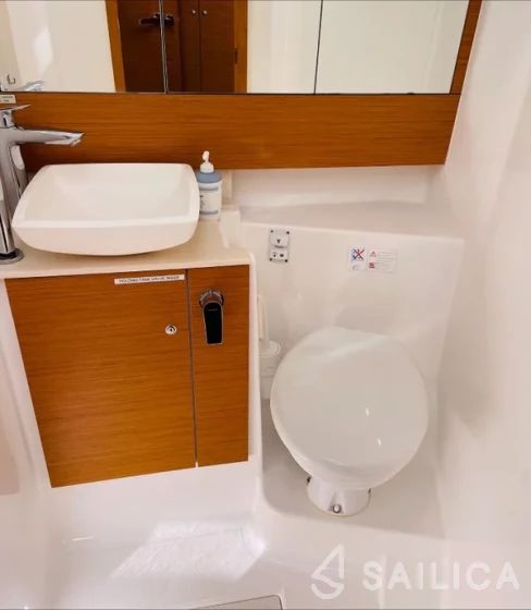Dufour 430 - Yacht Charter Sailica