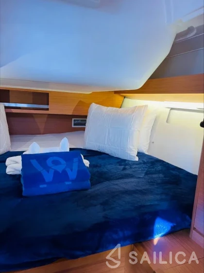 Dufour 430 - Yacht Charter Sailica