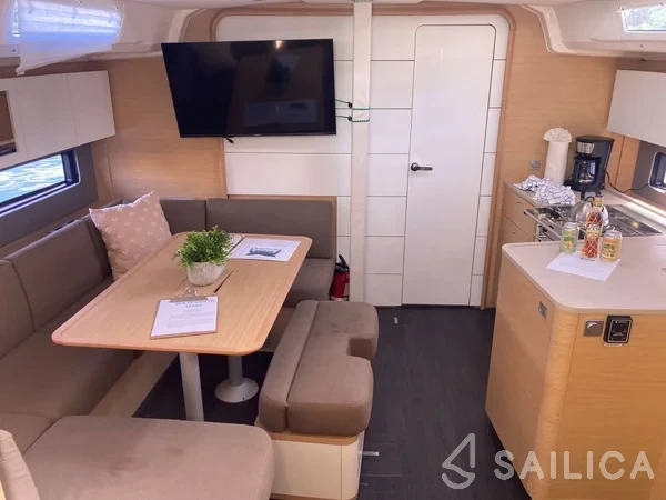 Dufour 41 - Yacht Charter Sailica