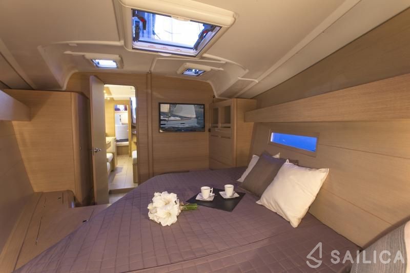 Dufour 41 - Yacht Charter Sailica