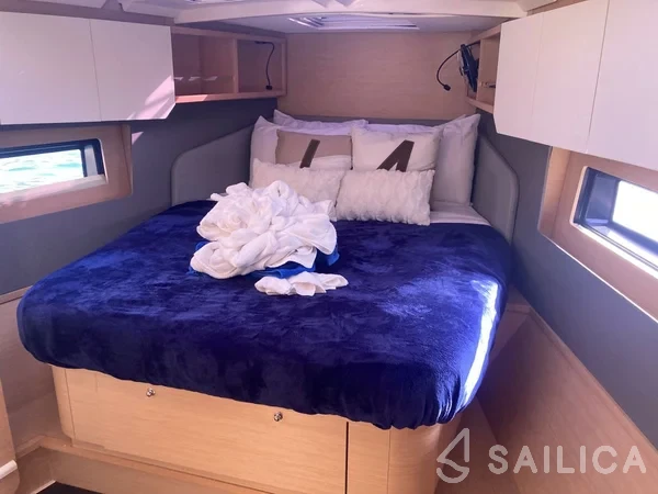 Dufour 41 - Yacht Charter Sailica