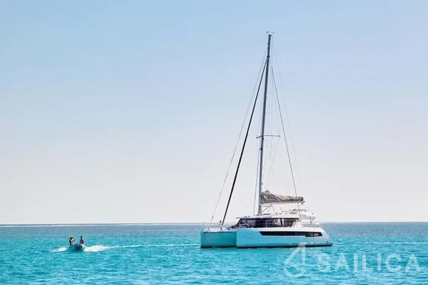 Leopard 42 - Yacht Charter Sailica