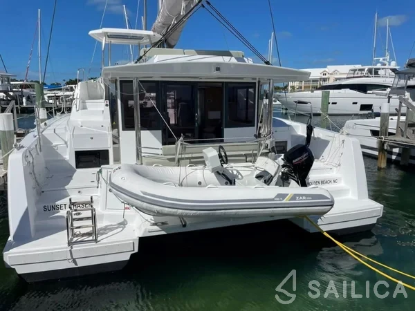 Bali 4.4 - Yacht Charter Sailica