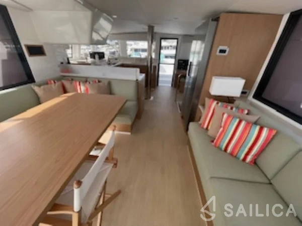 Bali 4.4 - Yacht Charter Sailica