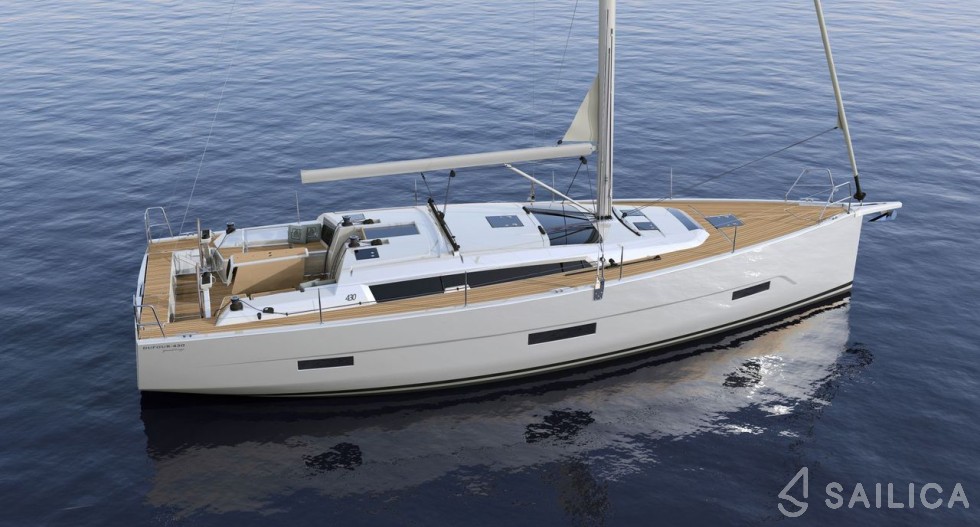 Dufour 430 - Yacht Charter Sailica
