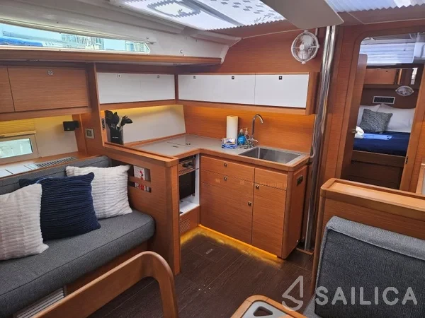 Dufour 430 - Yacht Charter Sailica