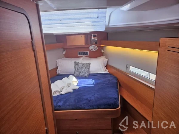 Dufour 430 - Yacht Charter Sailica