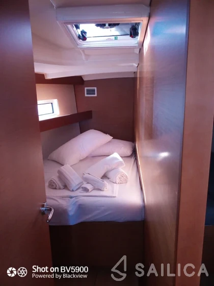 Sun Odyssey 440 - Yacht Charter Sailica