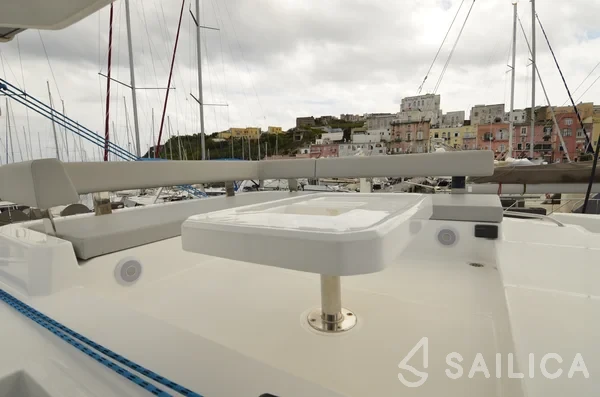 Leopard 42 - Yacht Charter Sailica
