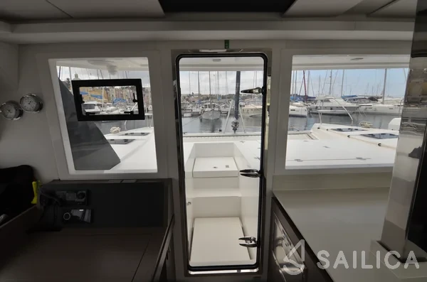 Leopard 42 - Yacht Charter Sailica