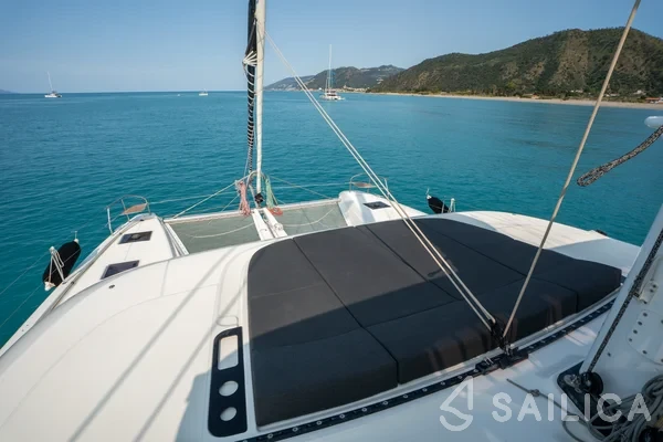 Lagoon 55 - Yacht Charter Sailica
