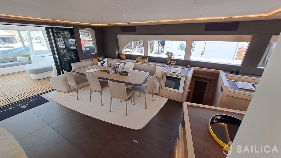 Lagoon Seventy 7 - Yacht Charter Sailica