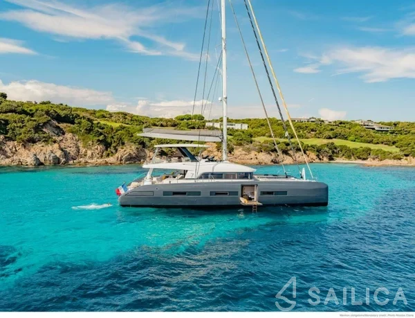 Lagoon Seventy 7 - Yacht Charter Sailica