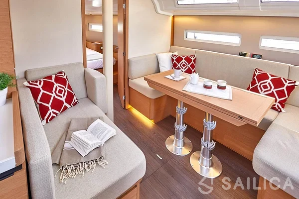Sun Odyssey 410 - Yacht Charter Sailica