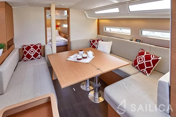 Sun Odyssey 410 - Yacht Charter Sailica