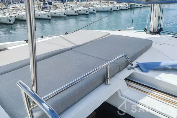 Tanna 47 - Yacht Charter Sailica