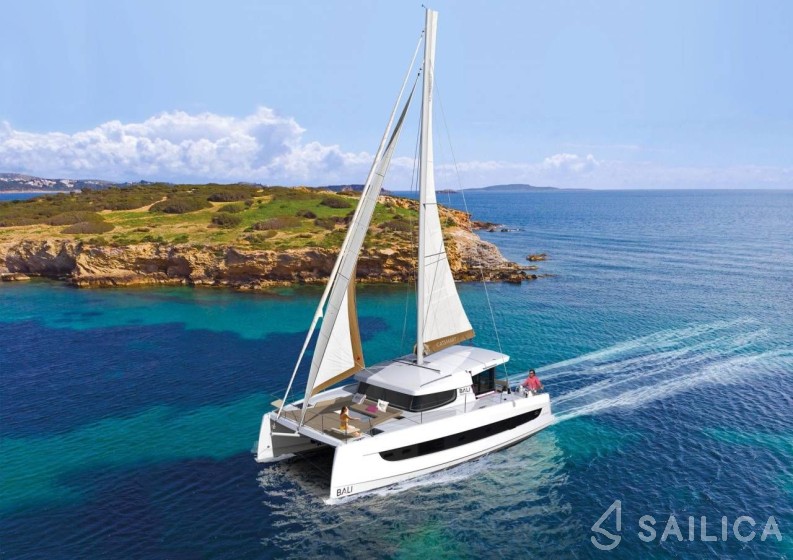 Bali Catsmart - Yacht Charter Sailica
