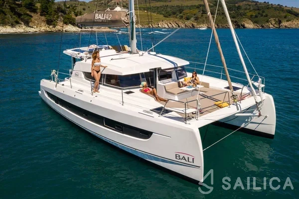Bali 4.2 - Yacht Charter Sailica
