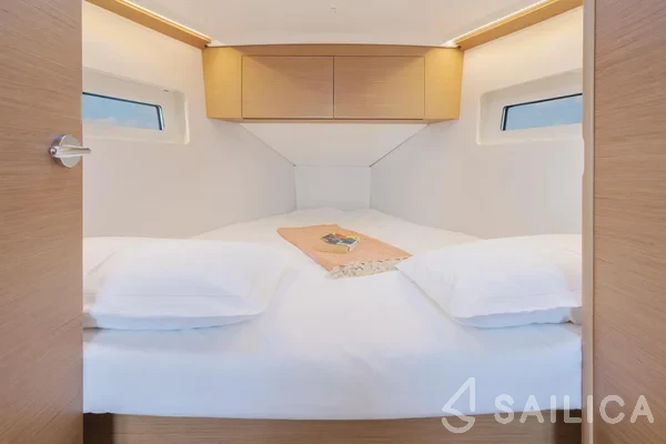 Sun Odyssey 350 - Yacht Charter Sailica