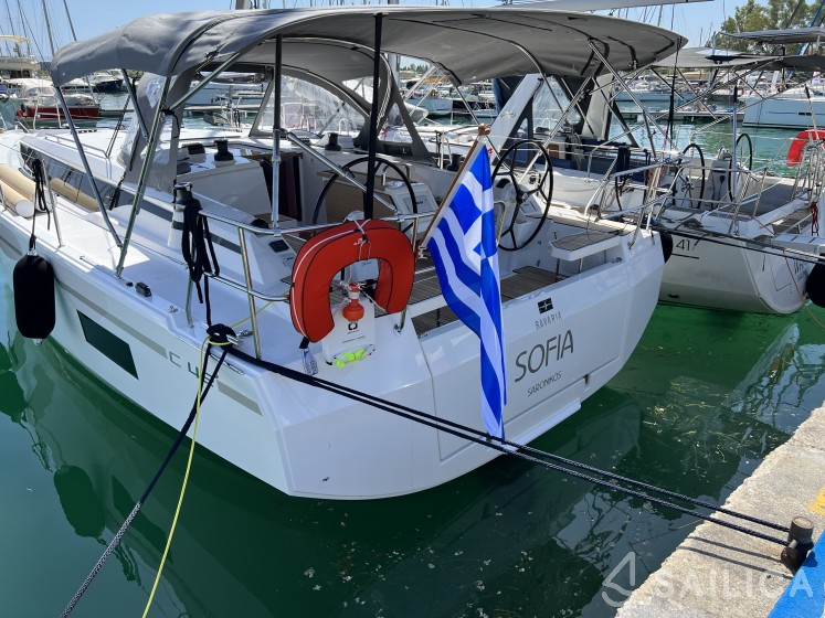 Bavaria C42 - Yacht Charter Sailica