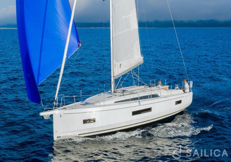 Oceanis 40.1 - Yacht Charter Sailica