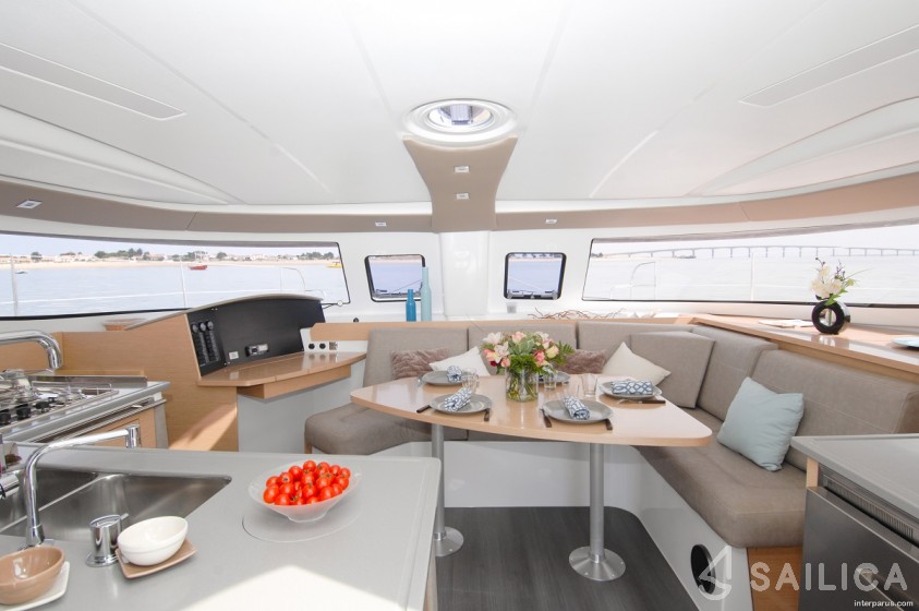 Salina 48 - Yacht Charter Sailica