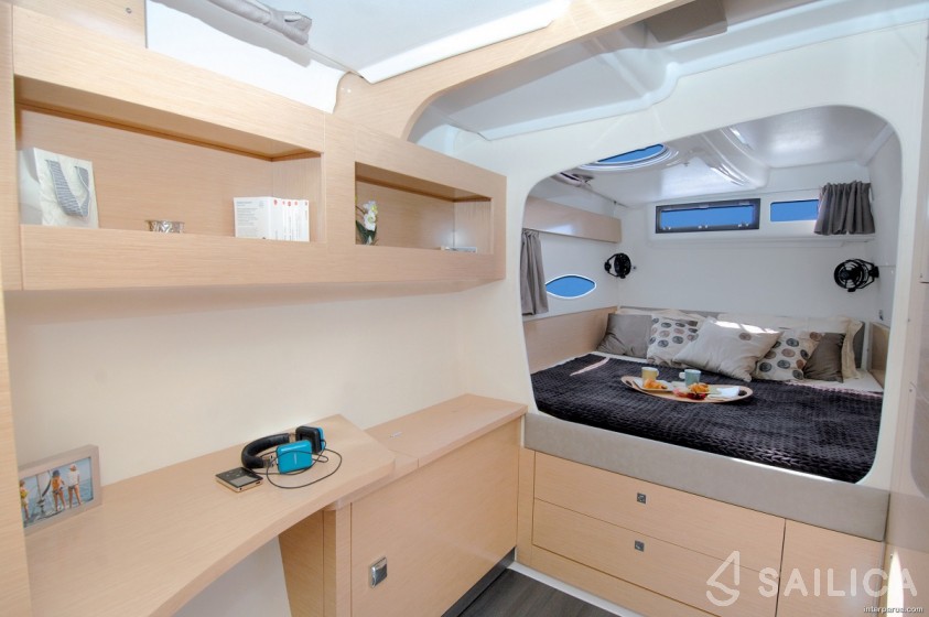 Salina 48 - Yacht Charter Sailica