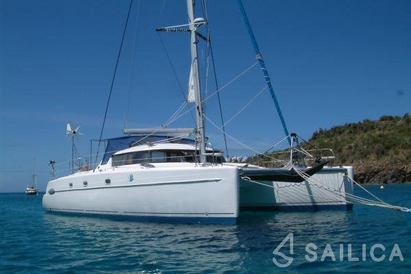 Belize 43 - Yacht Charter Sailica