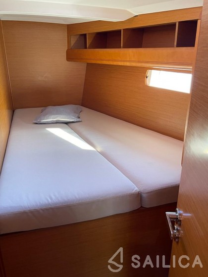 Sun Odyssey 479 - Yacht Charter Sailica