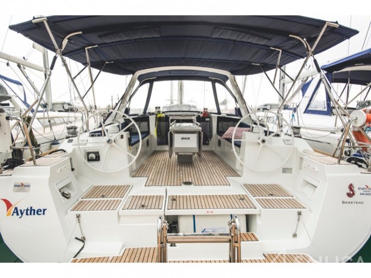 Oceanis 45 - Yacht Charter Sailica