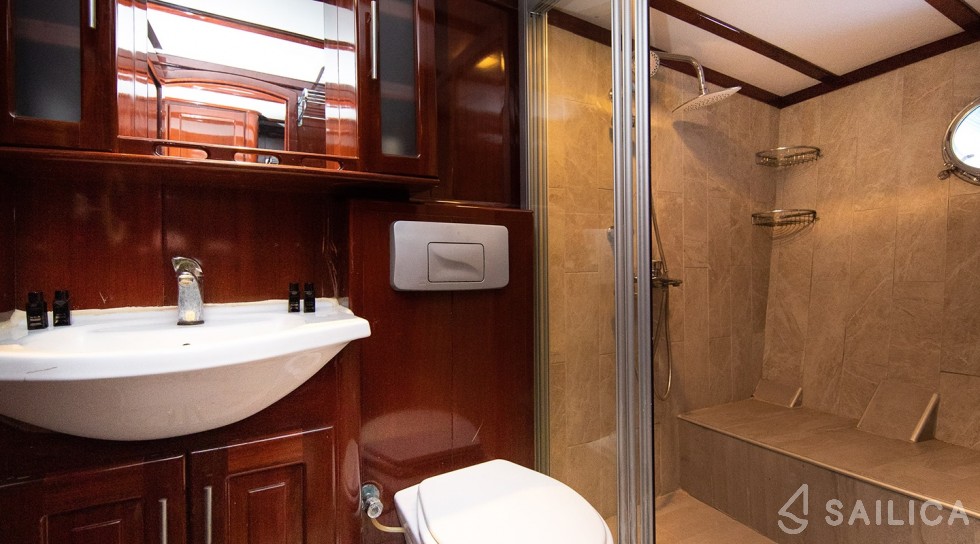 Gulet - Yacht Charter Sailica