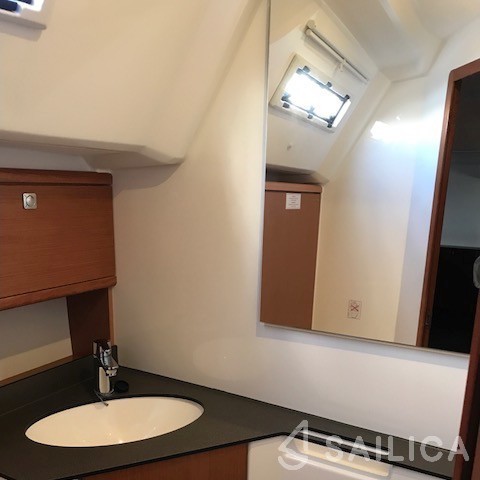 Bavaria Cruiser 46 - Yacht Charter Sailica