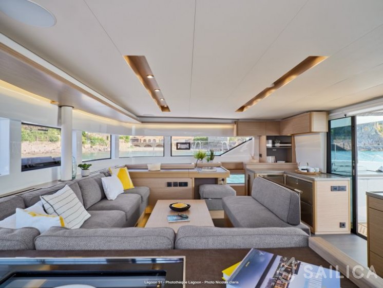 Lagoon 51 - Yacht Charter Sailica