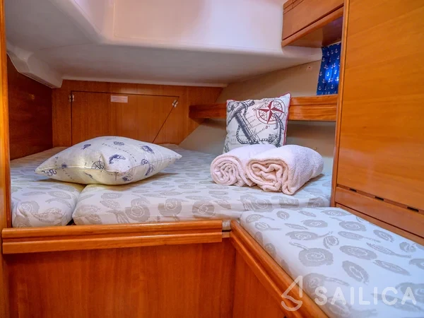 Bavaria 40 Cruiser - Yacht Charter Sailica