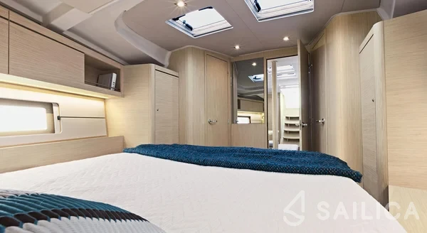 Oceanis 46.1 - Yacht Charter Sailica