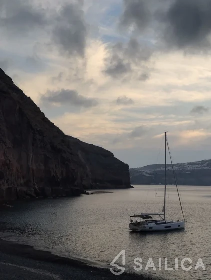 Oceanis 46.1 - Yacht Charter Sailica