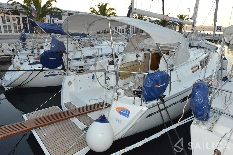 Bavaria 33 Cruiser - Yacht Charter Sailica