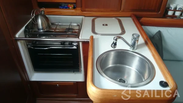 Bavaria 32 - Yacht Charter Sailica