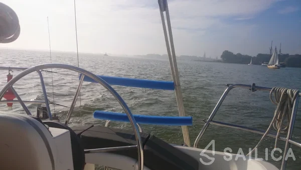 Bavaria 32 - Yacht Charter Sailica