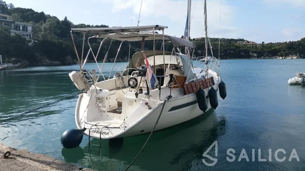 Bavaria 32 - Yacht Charter Sailica