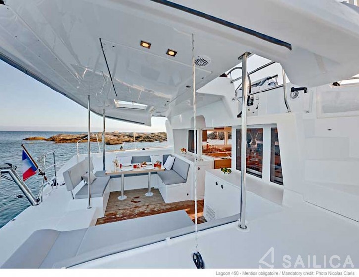 Lagoon 450 - Yacht Charter Sailica