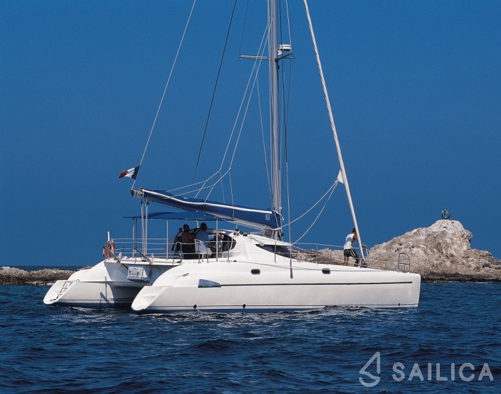 Athena 38 - Yacht Charter Sailica